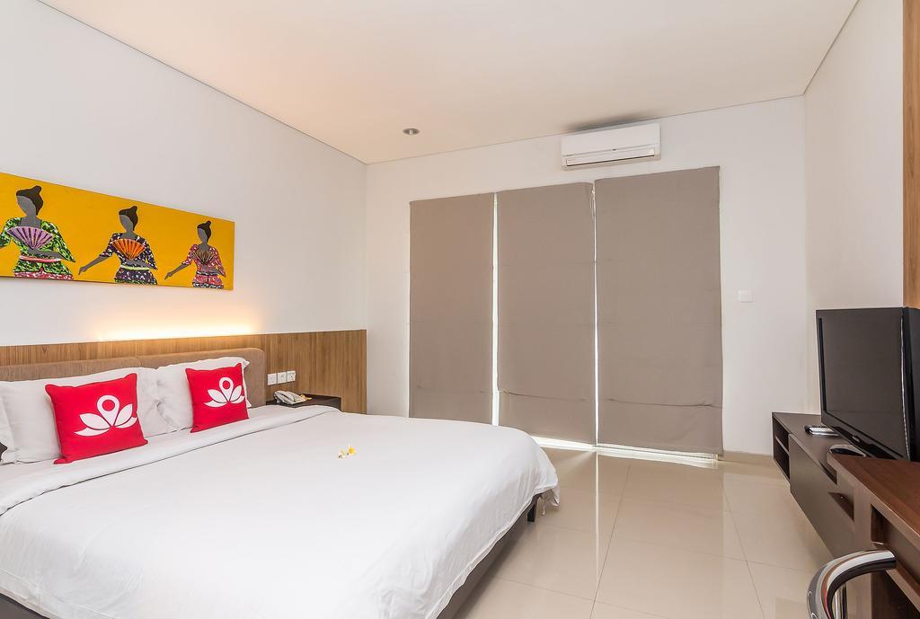 Zen Rooms Seminyak Mertanadi Extérieur photo