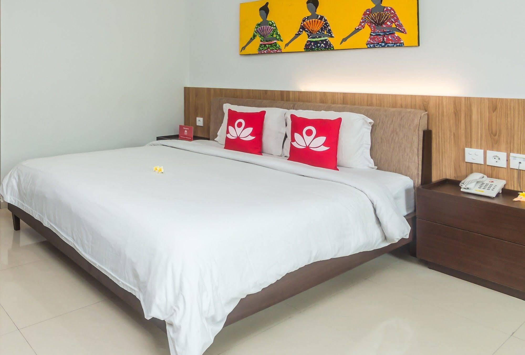 Zen Rooms Seminyak Mertanadi Extérieur photo